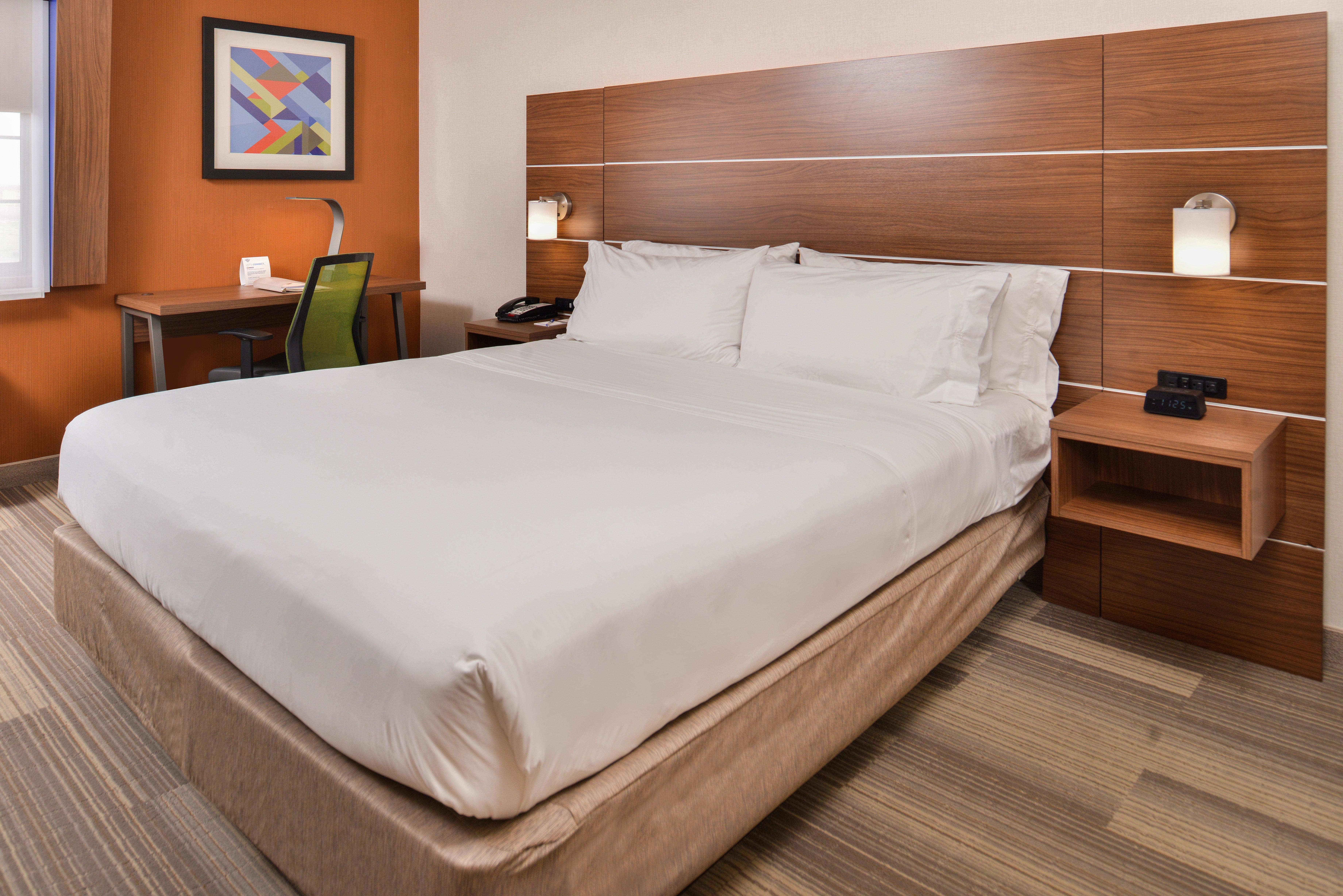 Holiday Inn Express Westley By Ihg Exterior photo